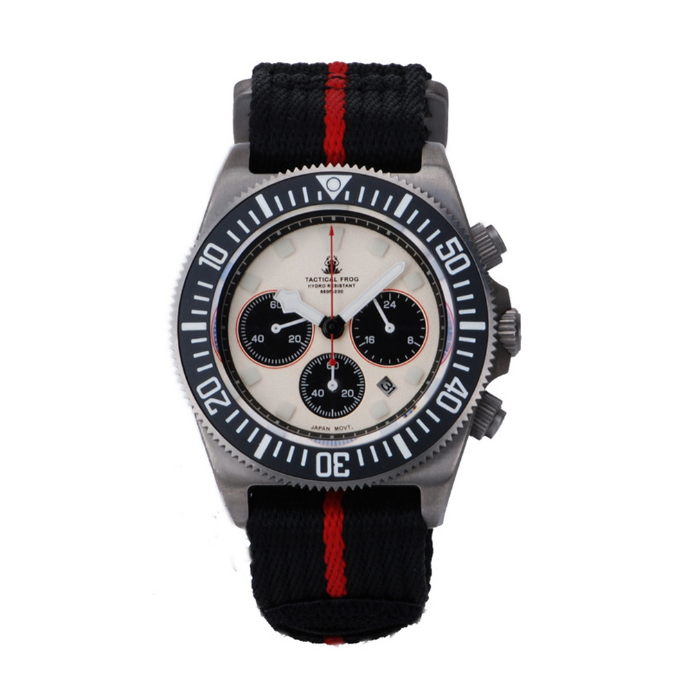 택티컬 프로그 맨 크로노그래프 시계 44.3mm 티타늄 - Solar Powered Watch 리뷰 및 가격
