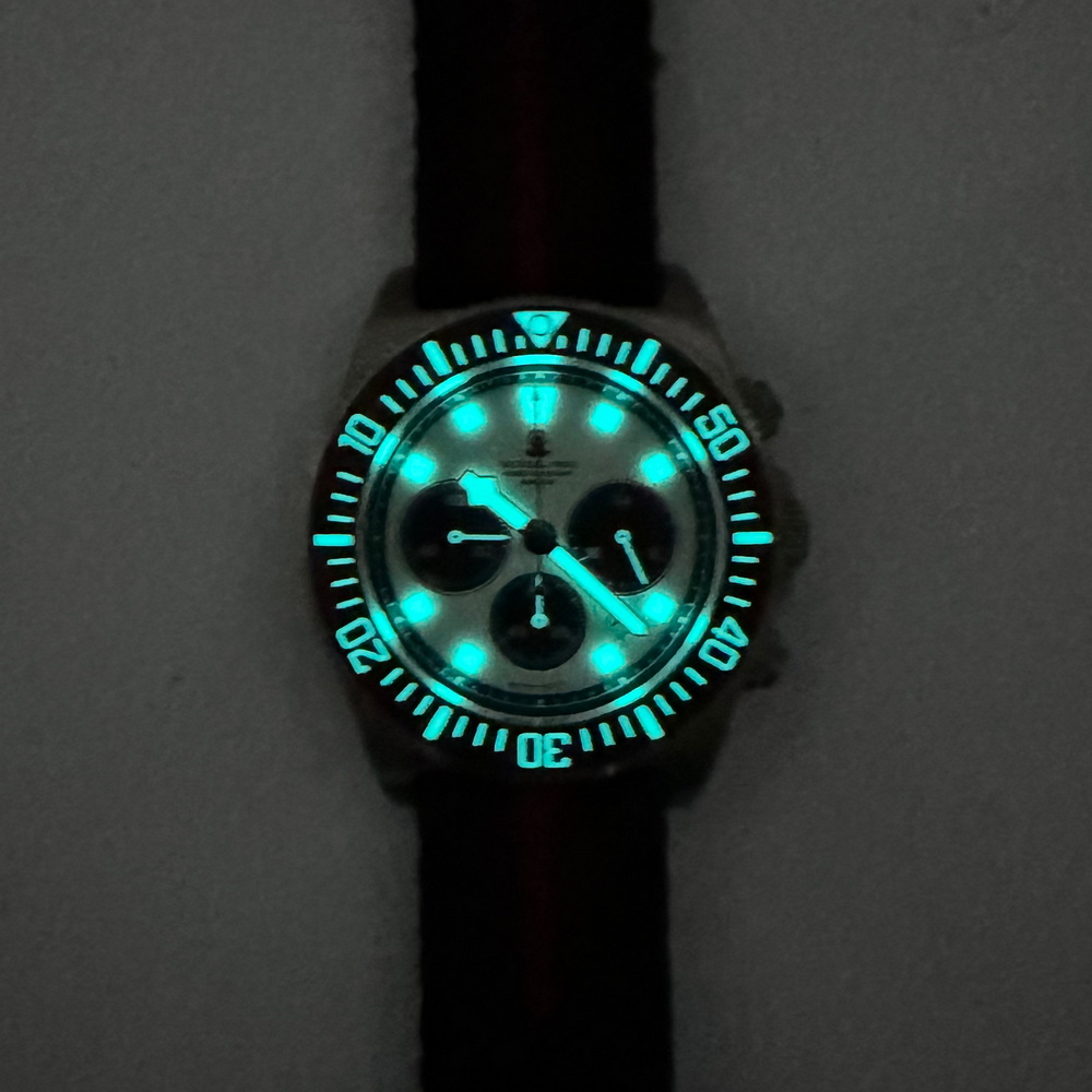 택티컬 프로그 맨 크로노그래프 시계 44.3mm 티타늄 - Solar Powered Watch 리뷰 및 가격
